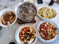 -相聚青山餐厅(阎河路店)
