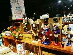 -新华书店(印象城店)