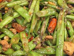 -堂瓦里·33年传统赣菜(第一街区店)