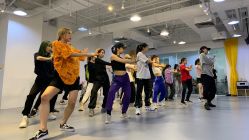 -HI dance 舞室