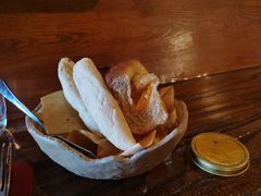 斯普汇经典餐前面包-斯普汇生蚝牛排馆(中骏世界城店)