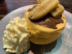 香蕉榛子巧克力松饼加香草冰淇淋-MIKAKU(万达广场上海宝山店)