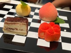 -悦泰环球美食自助(金茂旗舰店)