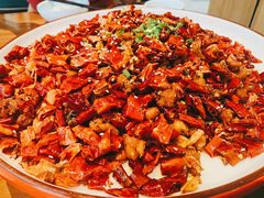 -有红鸡毛店·川菜(建设路店)