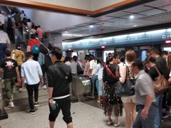 -西安北站(地铁站)