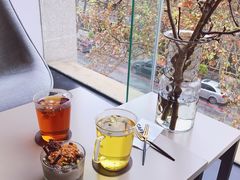 靠窗位-CAFE'IN精品咖啡体验空间(小寨店)