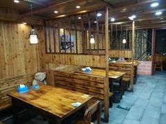 -老东镇啤酒屋海鲜加工·蒸汽海鲜·海鲜烧烤(台东店)