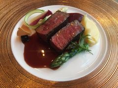 和牛牛里脊配云南白芦笋-北京金融街丽思卡尔顿酒店·意味轩 Cepe