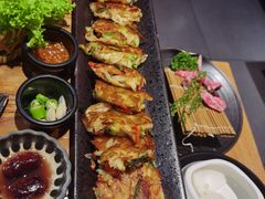 鱿鱼蔬菜饼-黑牛の店·和牛烧肉(大悦城店)