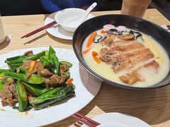 -滋味满屋美食坊(上海街店)