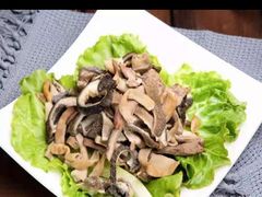 -墨脱石锅椰子鸡•香草鸭•东山羊(大东海店)