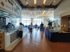 -湖景知味西餐厅•自助餐• 轻食(南京金茂威斯汀大酒店)