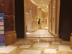 -上海红塔豪华精选酒店
