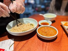 -裕兴记•蟹黄面馆(人民广场店)