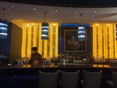 -龙虾酒吧扒房(宁波香格里拉店)
