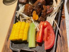 -穹六人间 people 6(岳阳路店)