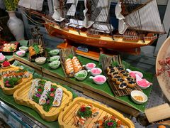 -蓝钻·国际美食海鲜自助百汇(西直门店)