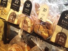 -红跑车蛋糕世界(清江路店)