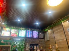 -轩于鲜旋转小火锅(沪闵公路店)