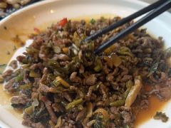 雪菜牛肉丝-食光慢宴·安吉土菜馆