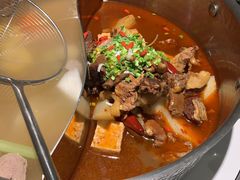 -左庭右院鲜牛肉火锅(浦江欢乐颂店)