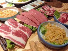 -明洞阿姨·韩式酱蟹烤肉·创意料理(三元桥店)