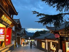 -阿婆情腊排骨火锅·野生菌季(古城旗舰店)