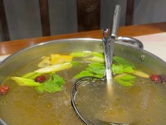-乡土黄·鲜牛肉火锅·小龙虾(兴业街店)
