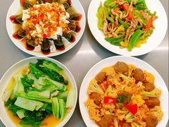 -葱妈母婴医护月嫂中心(浦东店)