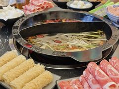 -重庆川渝肥妹火锅