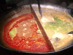 台式麻辣锅-湊湊火锅·茶憩(杭州湖滨银泰in77店)