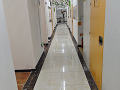 -猫库迷你自助仓储寄存仓库(丽泽桥店)