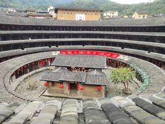 -初溪土楼群