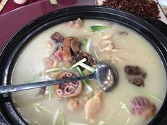 -黄桷树曹家私房菜(江与城店)