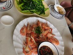 -覃记海鲜美食餐厅