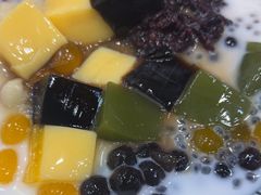 -哼哈豆花工房(高铁吾悦广场店)