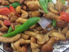 -乡土特色.冷锅鱼.牦牛肉汤锅