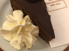 -Cafe Sacher(WIEN)
