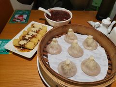 -诚铭记·虾仁汤包·成都小吃(融创店)