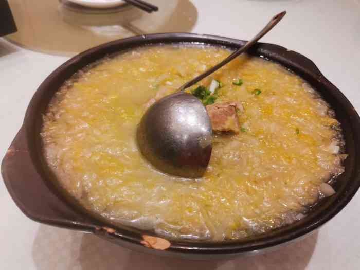 洪记饺子馆(小北边店)-"开了很多年的饭店,小北附近.过去家里亲.