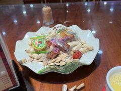 -那家老院子东北菜·饺子·小鸡炖蘑菇(艳华街店)