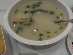 -梅利汴京烤鸭•开封豫菜地标店(东大街店)