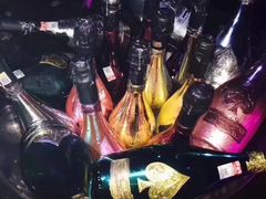 -Club Queen皇后酒吧