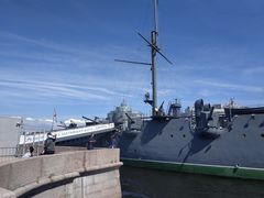 -阿芙乐尔号巡洋舰