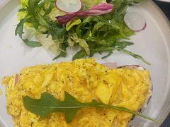 黑松露鸡蛋火腿三明治-Money Shops(愚园路店)