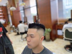 -尼特斯男士发型馆