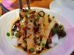 酸辣凉粉-二钳洞庭虾蟹·江湖菜(成都鹭岛店)