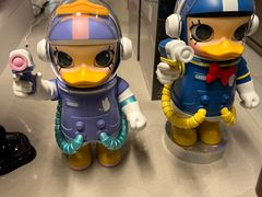 -泡泡玛特POPMART(蓝色港湾店)