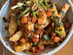 -包整·丝娃娃(一览甲秀楼风景店)