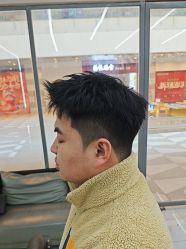 -尤司男士国潮理发馆